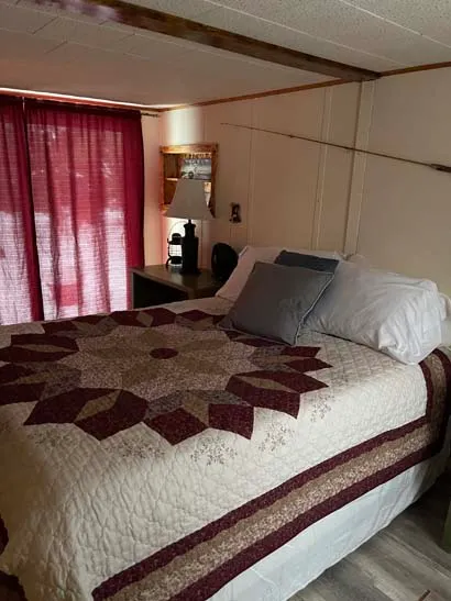 An image of a clean bed